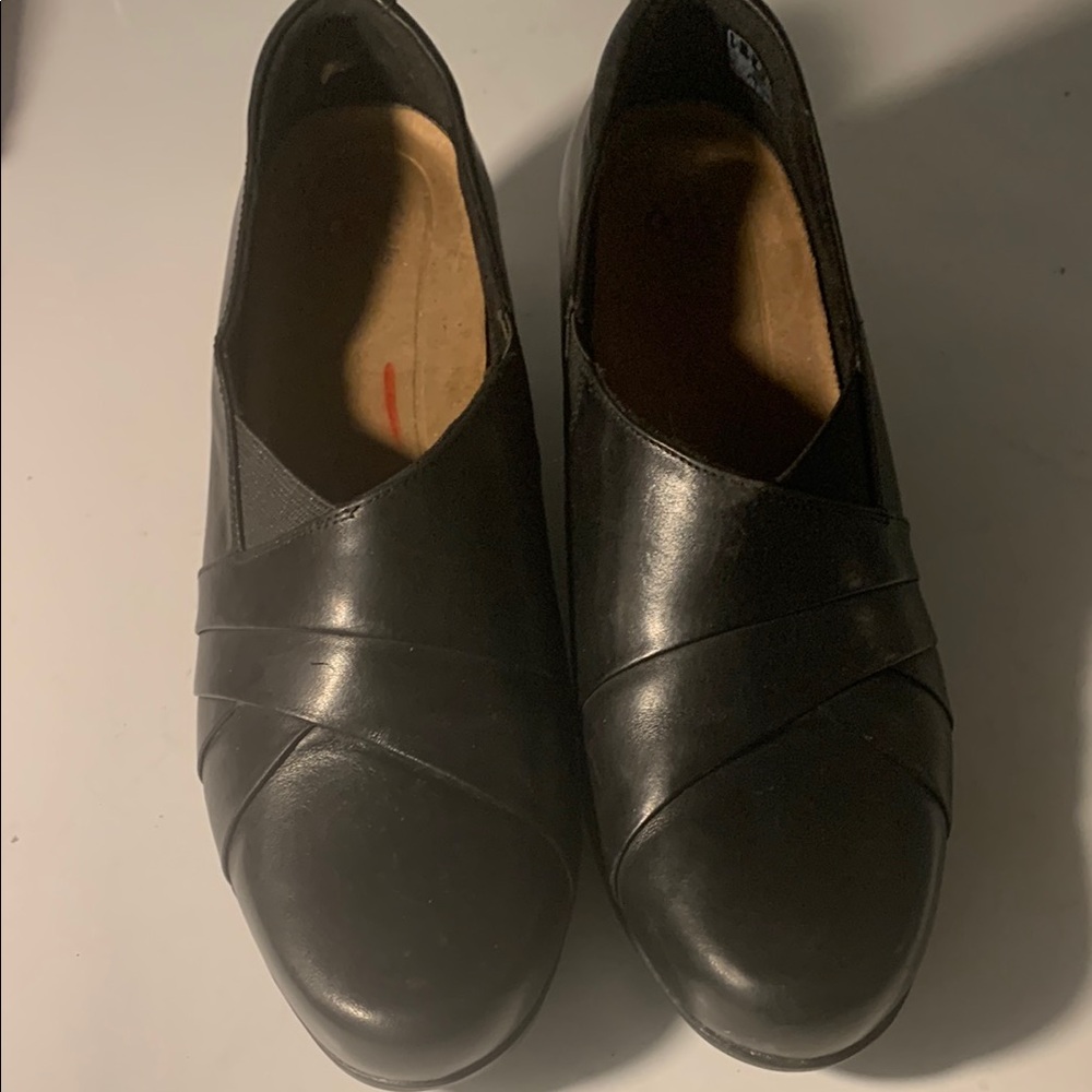 Clark unstructured  Black Slip-On LoafersRounded Toe size 11